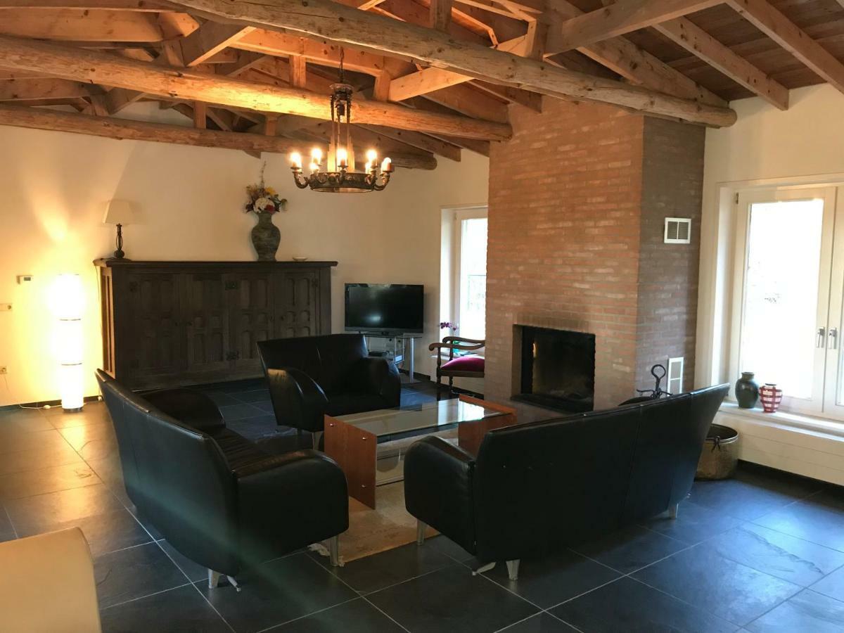 Het Atelier, Ruime Vrijstaande Vakantiewoning 200M2 Voor Maximaal 8 Personen Leende Екстер'єр фото